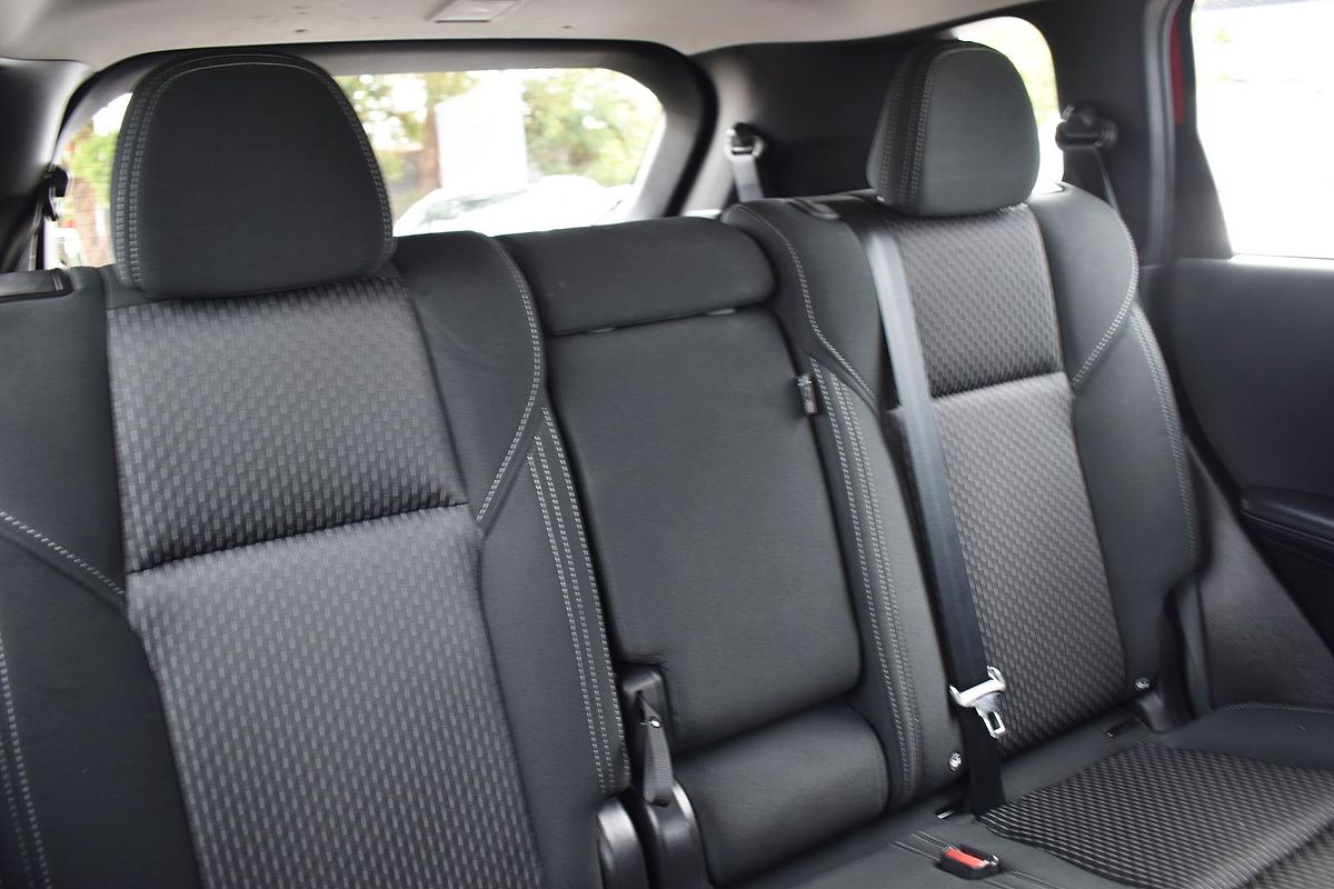 2022 Mitsubishi Outlander ES ZM