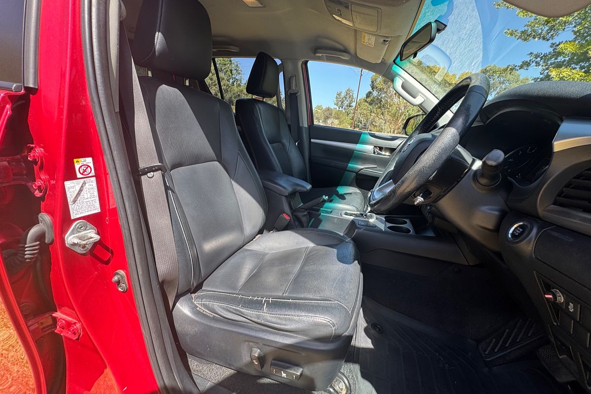2016 Toyota Hilux SR5 GUN126R 4X4