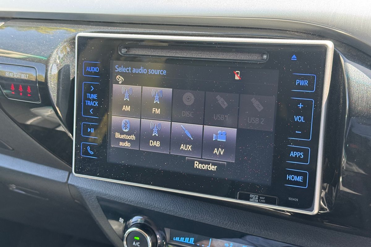 2016 Toyota Hilux SR5 GUN126R 4X4