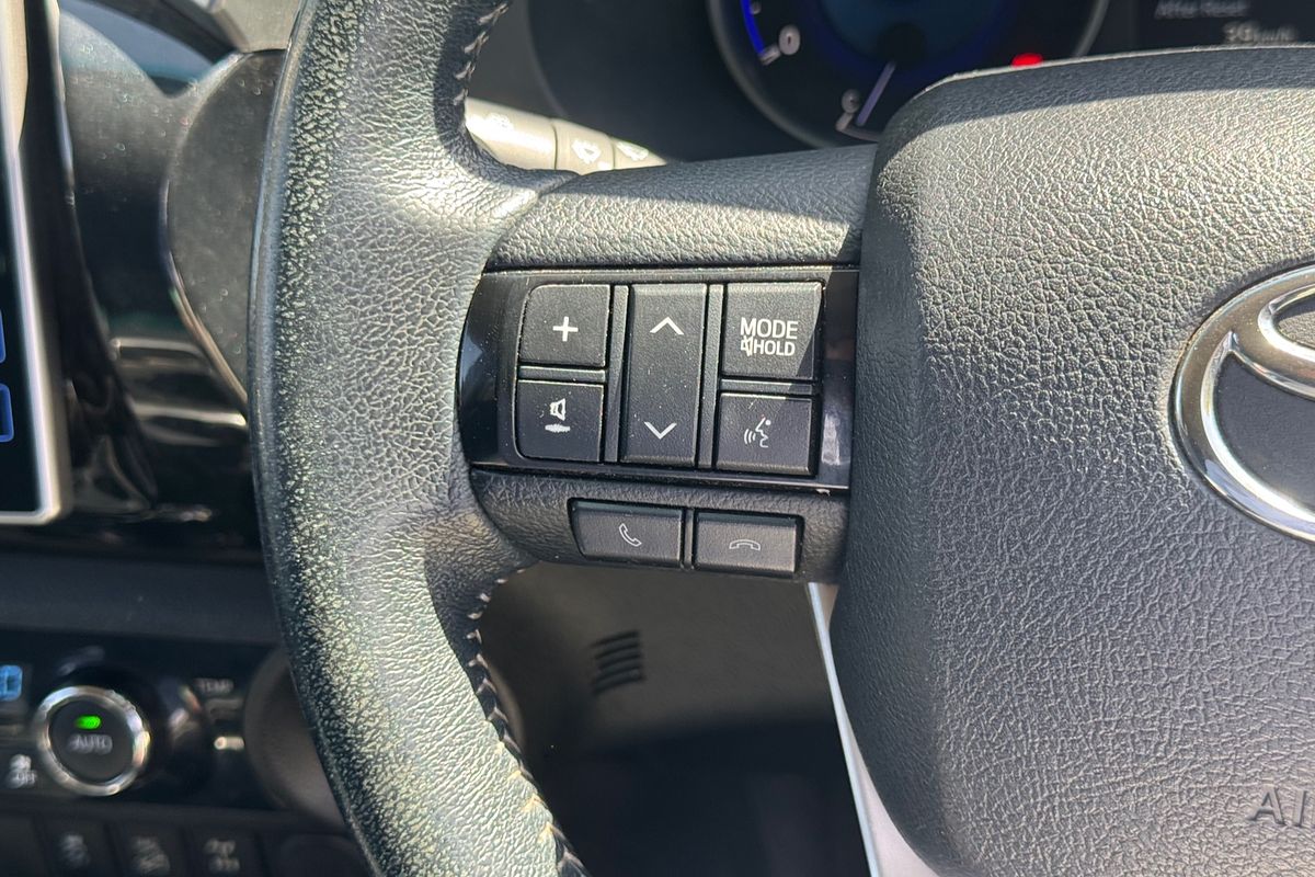 2016 Toyota Hilux SR5 GUN126R 4X4