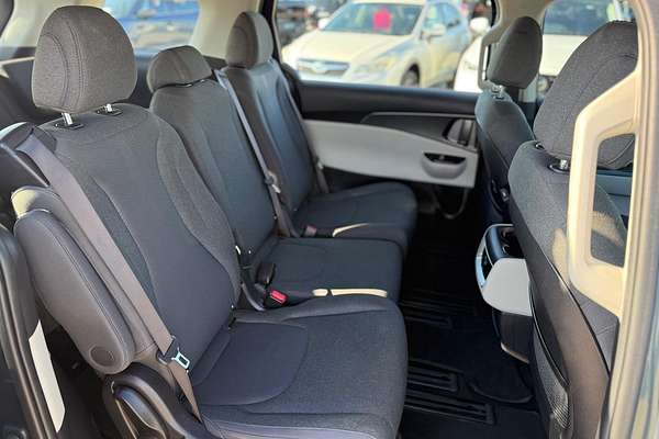 2023 Kia Carnival S KA4