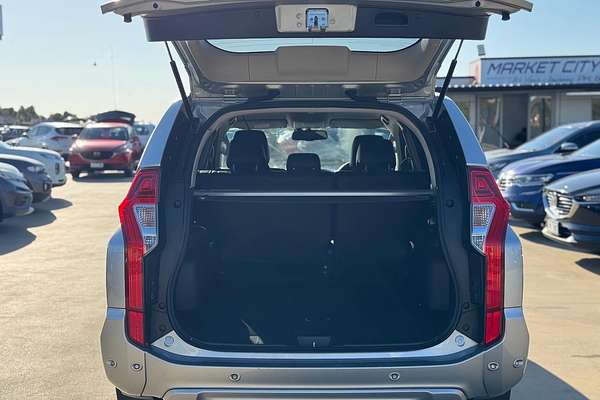2016 Mitsubishi Pajero Sport Exceed QE
