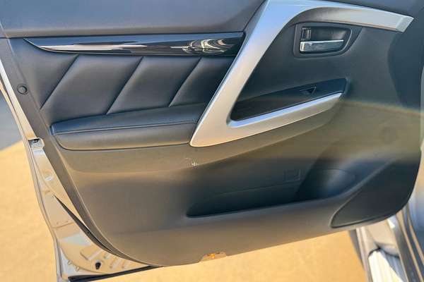 2016 Mitsubishi Pajero Sport Exceed QE