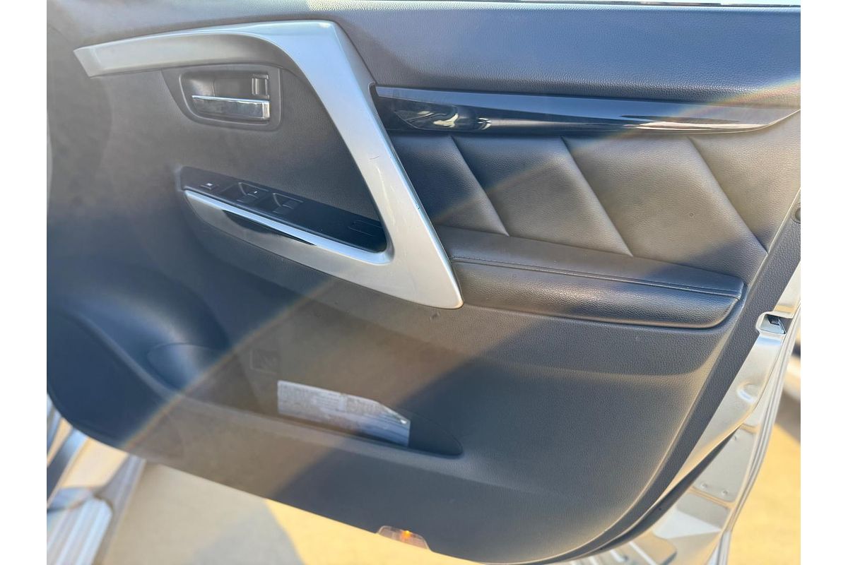 2016 Mitsubishi Pajero Sport Exceed QE