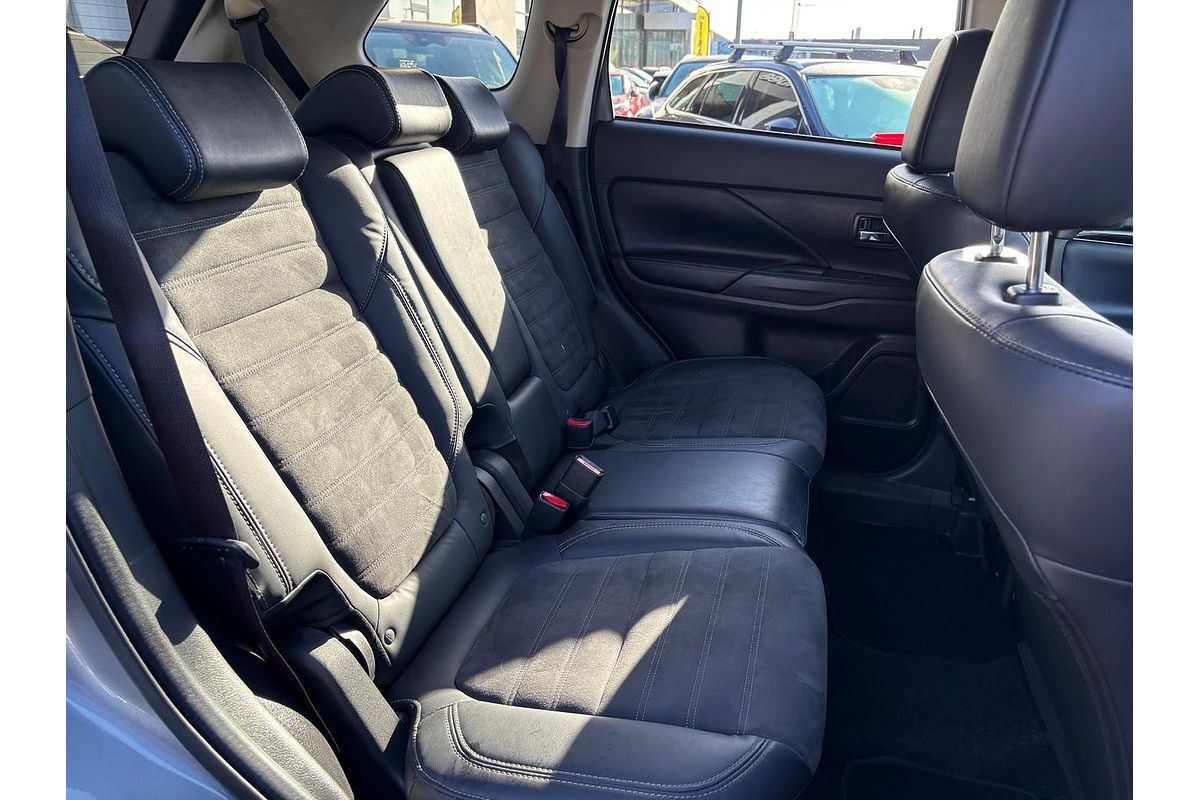 2020 Mitsubishi Outlander LS ZL