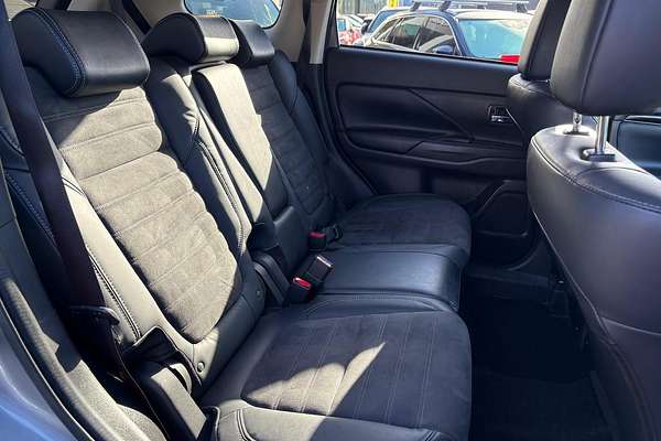 2020 Mitsubishi Outlander LS ZL