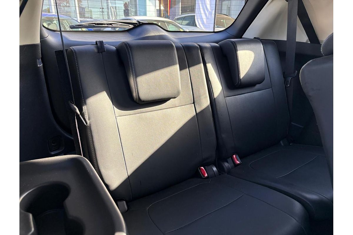 2020 Mitsubishi Outlander LS ZL