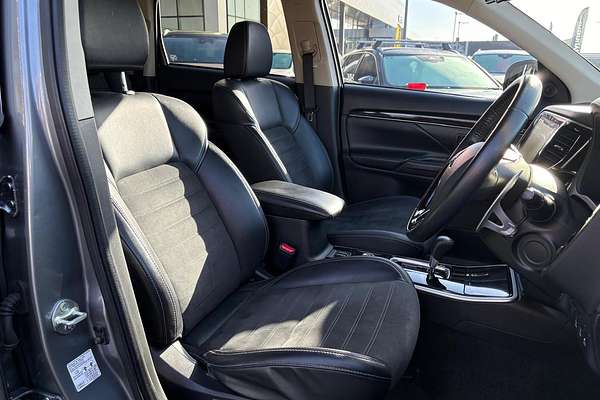 2020 Mitsubishi Outlander LS ZL