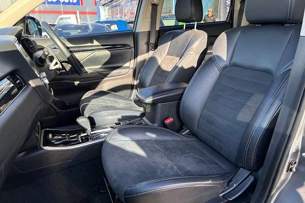 2020 Mitsubishi Outlander LS ZL