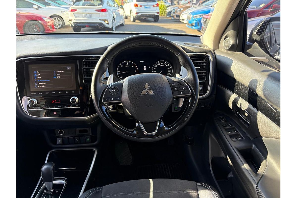 2020 Mitsubishi Outlander LS ZL
