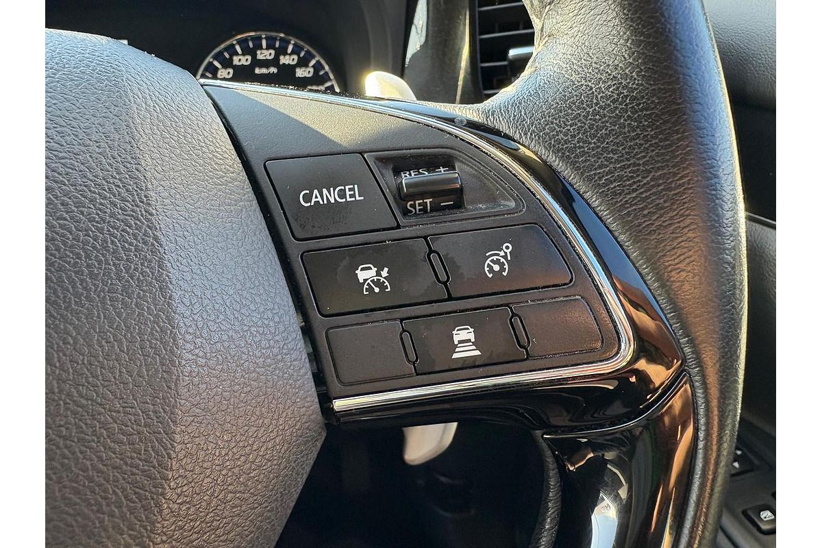 2020 Mitsubishi Outlander LS ZL