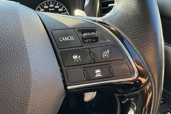 2020 Mitsubishi Outlander LS ZL