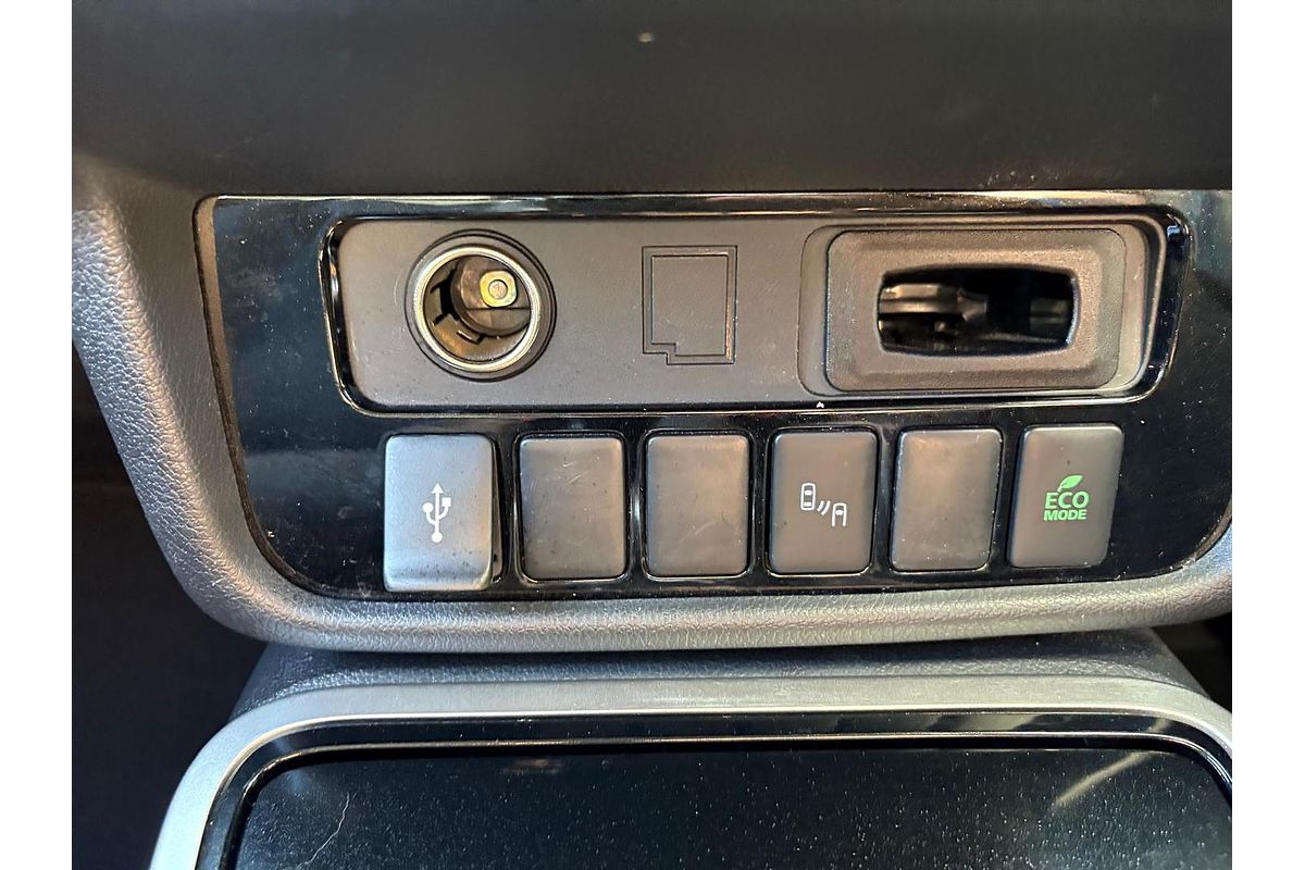 2020 Mitsubishi Outlander LS ZL