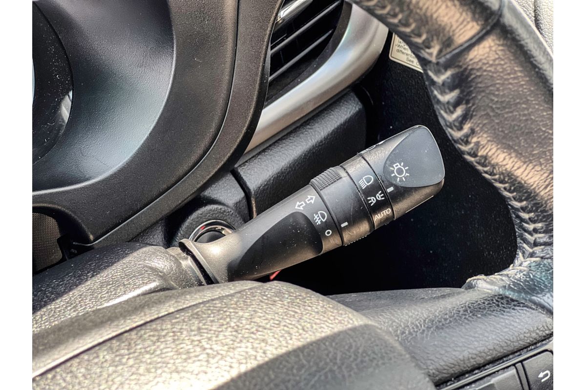 2019 Toyota Hilux SR5 GUN126R 4X4