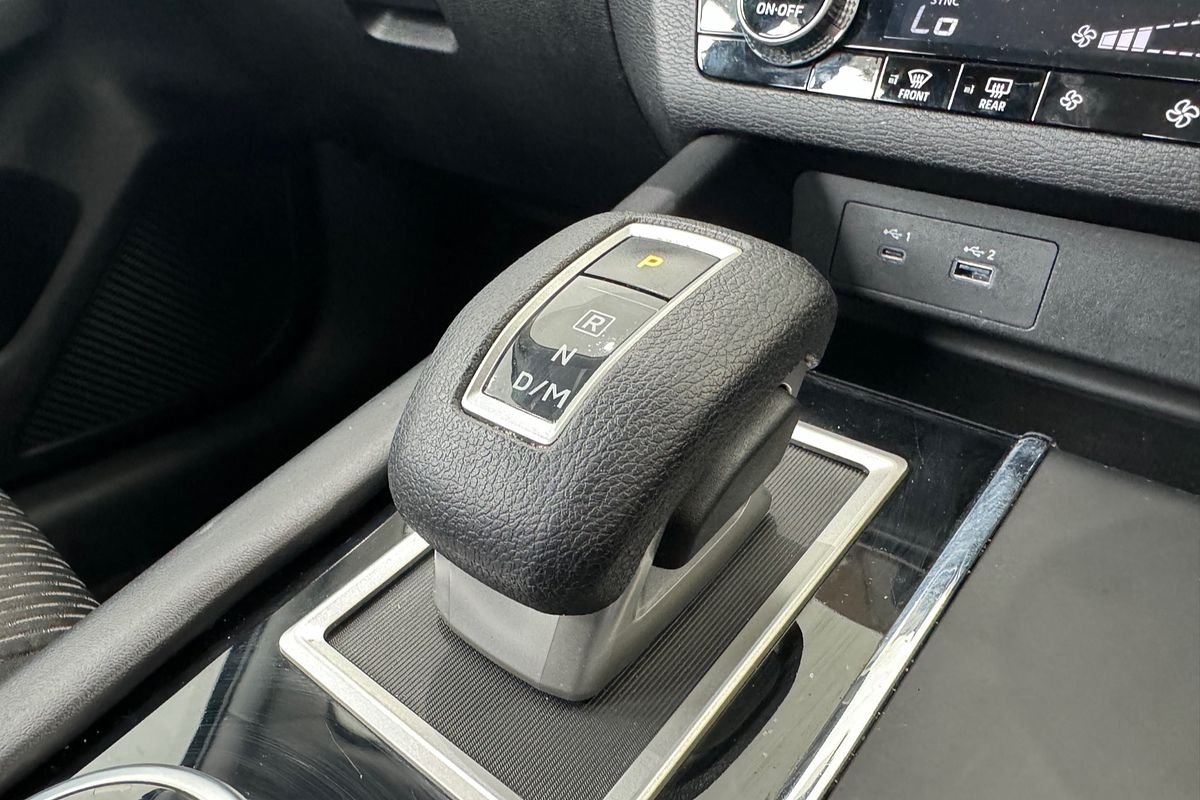 2023 Mitsubishi Outlander ES ZM