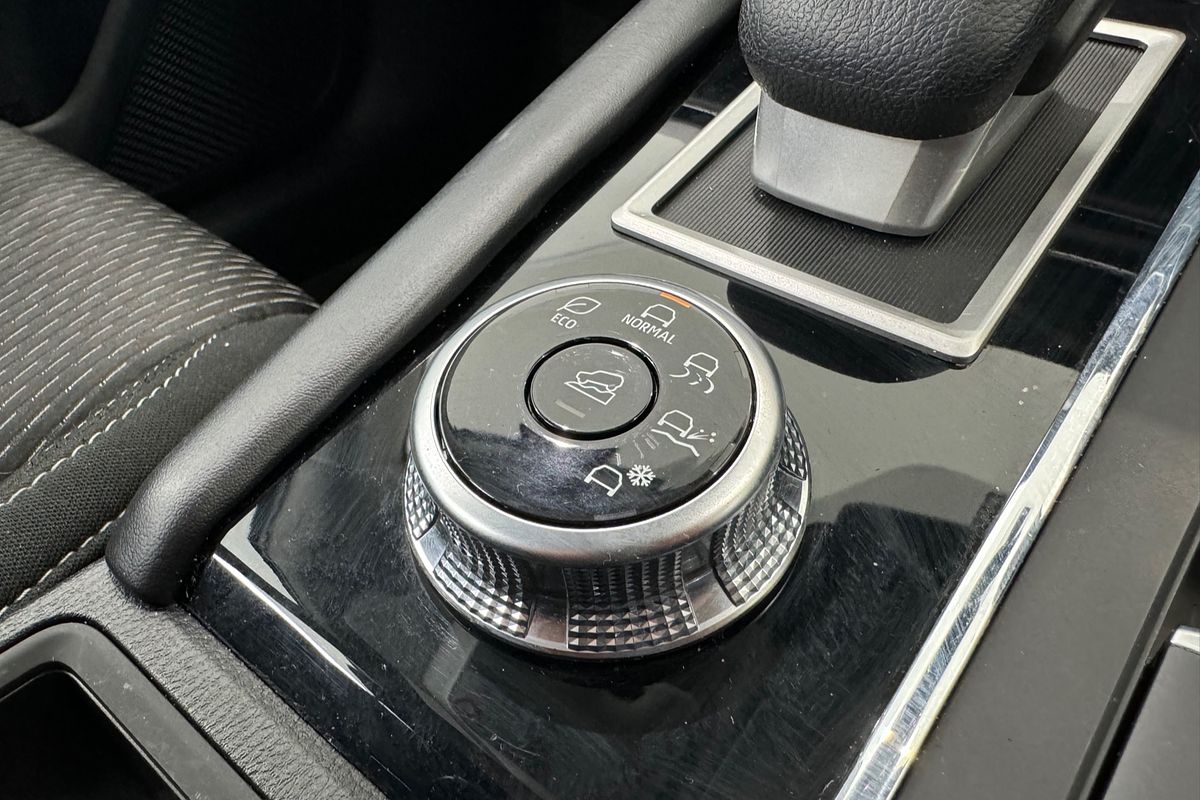 2023 Mitsubishi Outlander ES ZM