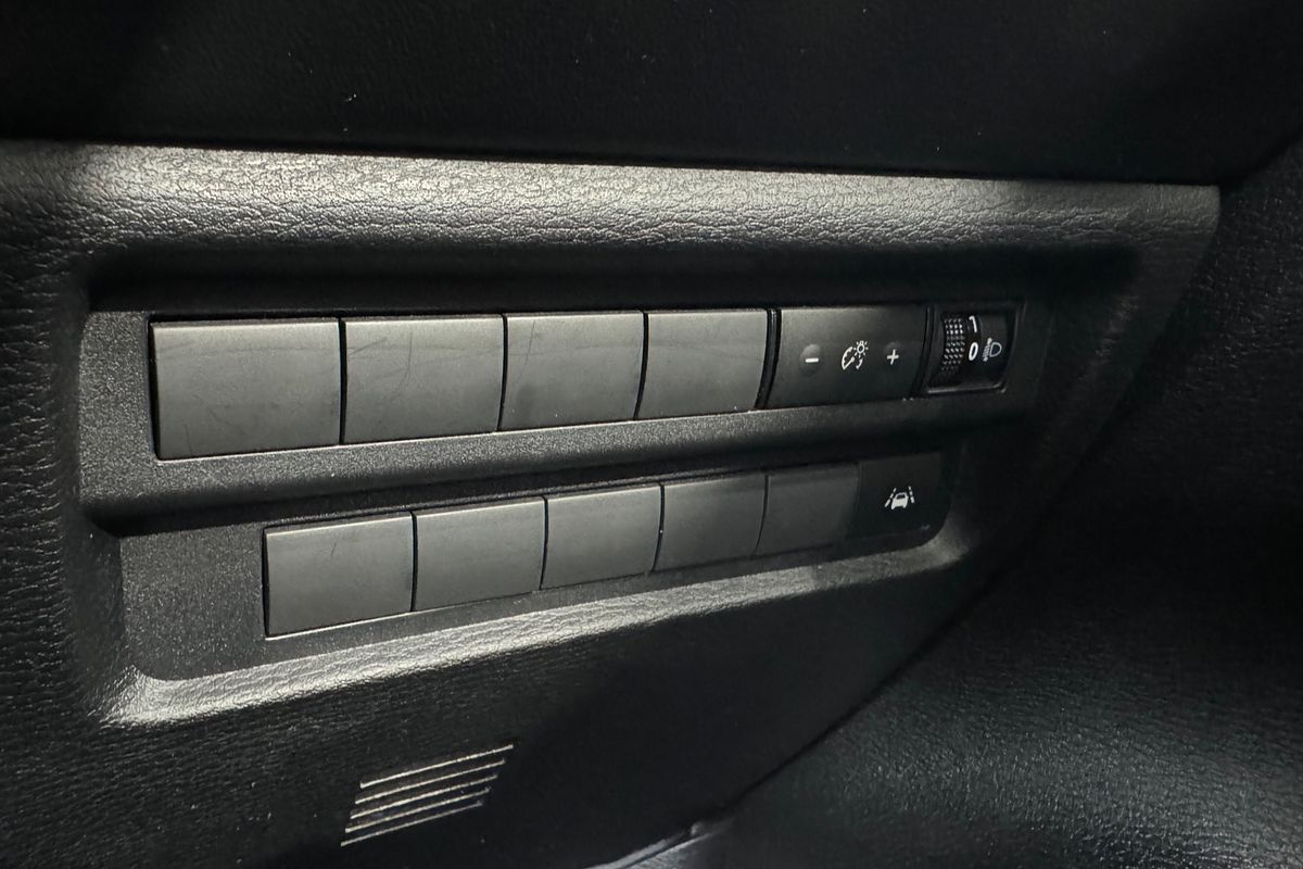 2023 Mitsubishi Outlander ES ZM