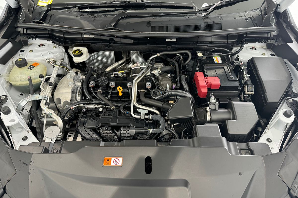 2023 Mitsubishi Outlander ES ZM