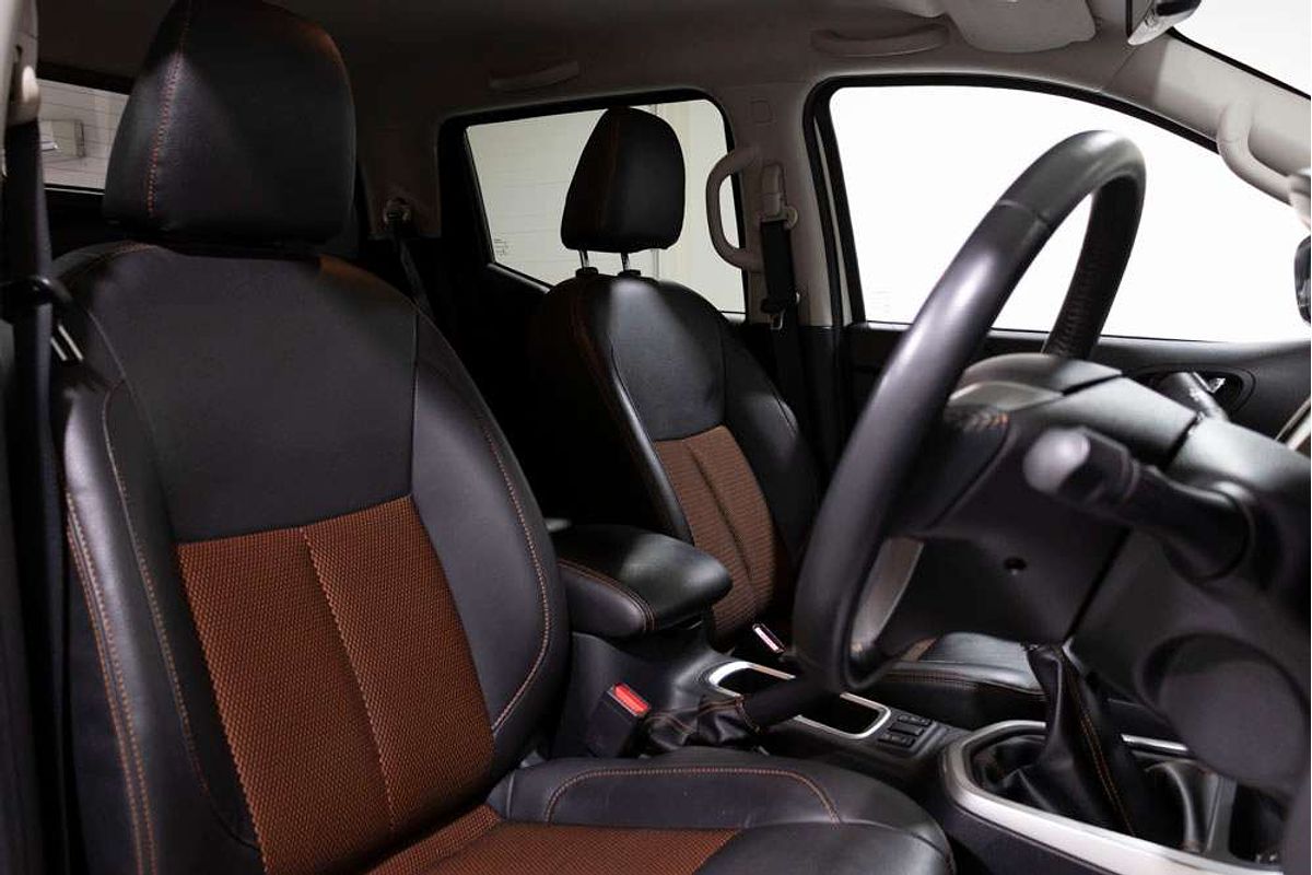 2019 Nissan Navara ST-X D23 Series 3