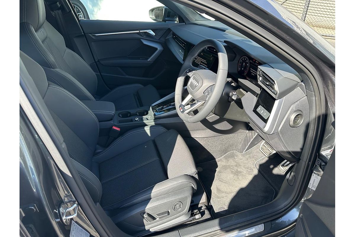 2025 Audi A3 35 TFSI S line GY