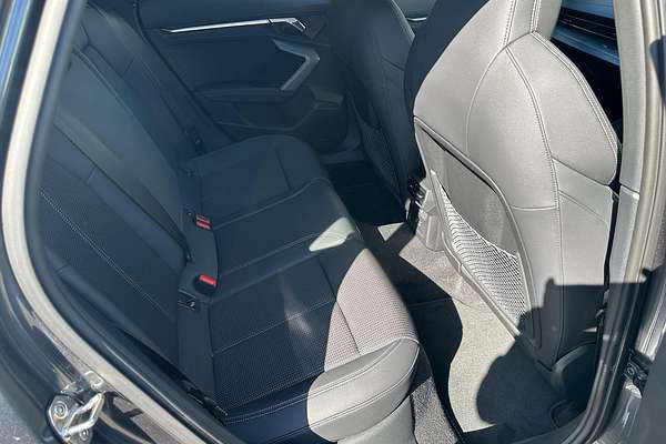 2025 Audi A3 35 TFSI S line GY