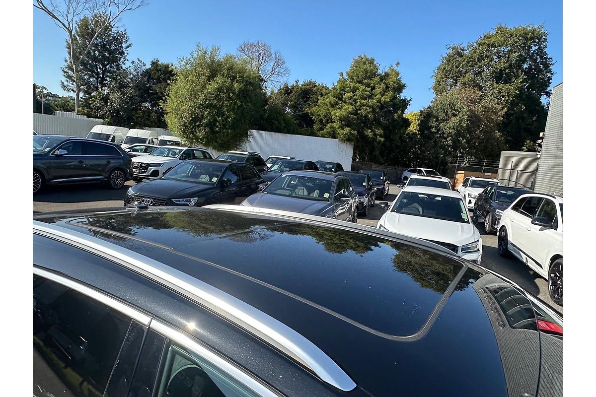 2024 Audi Q5 40 TDI Sport FY
