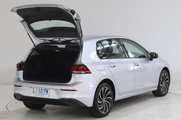 2023 Volkswagen Golf 110TSI Life 8