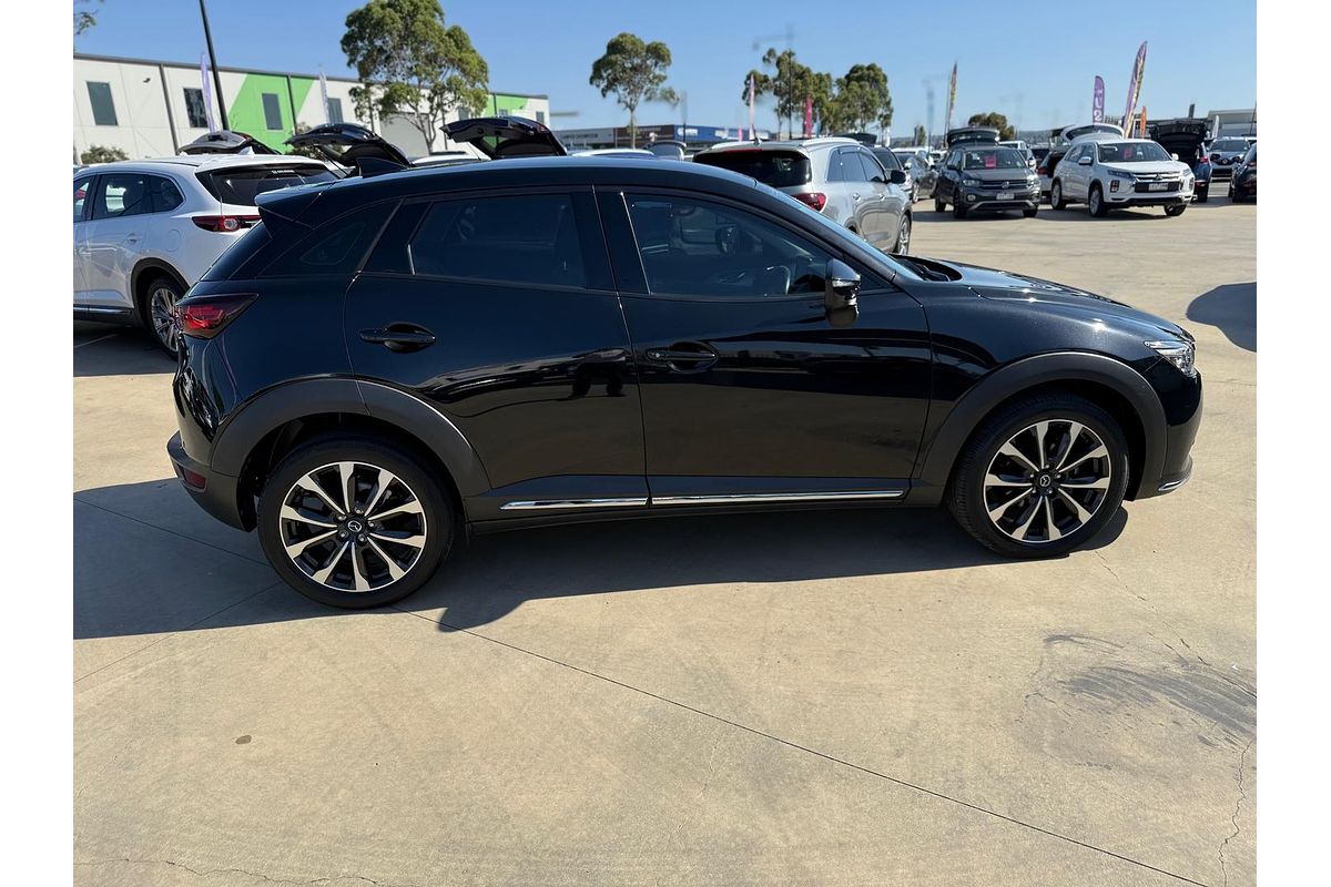 2018 Mazda CX-3 sTouring DK