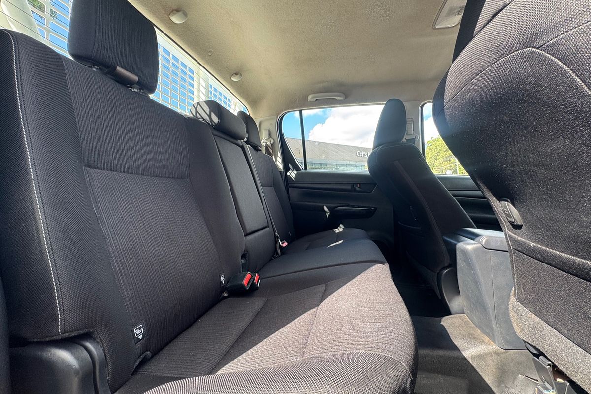 2020 Toyota Hilux SR GUN126R 4X4