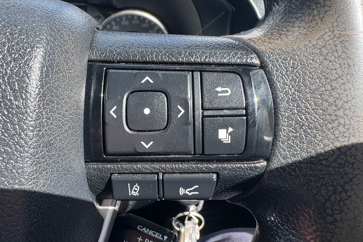 2020 Toyota Hilux SR GUN126R 4X4
