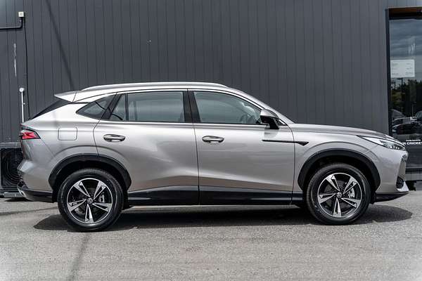 2024 MG HS Vibe AS33