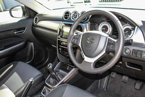 2024 Suzuki Vitara LY Series II