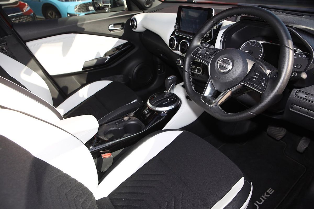 2023 Nissan JUKE ST-L+ F16