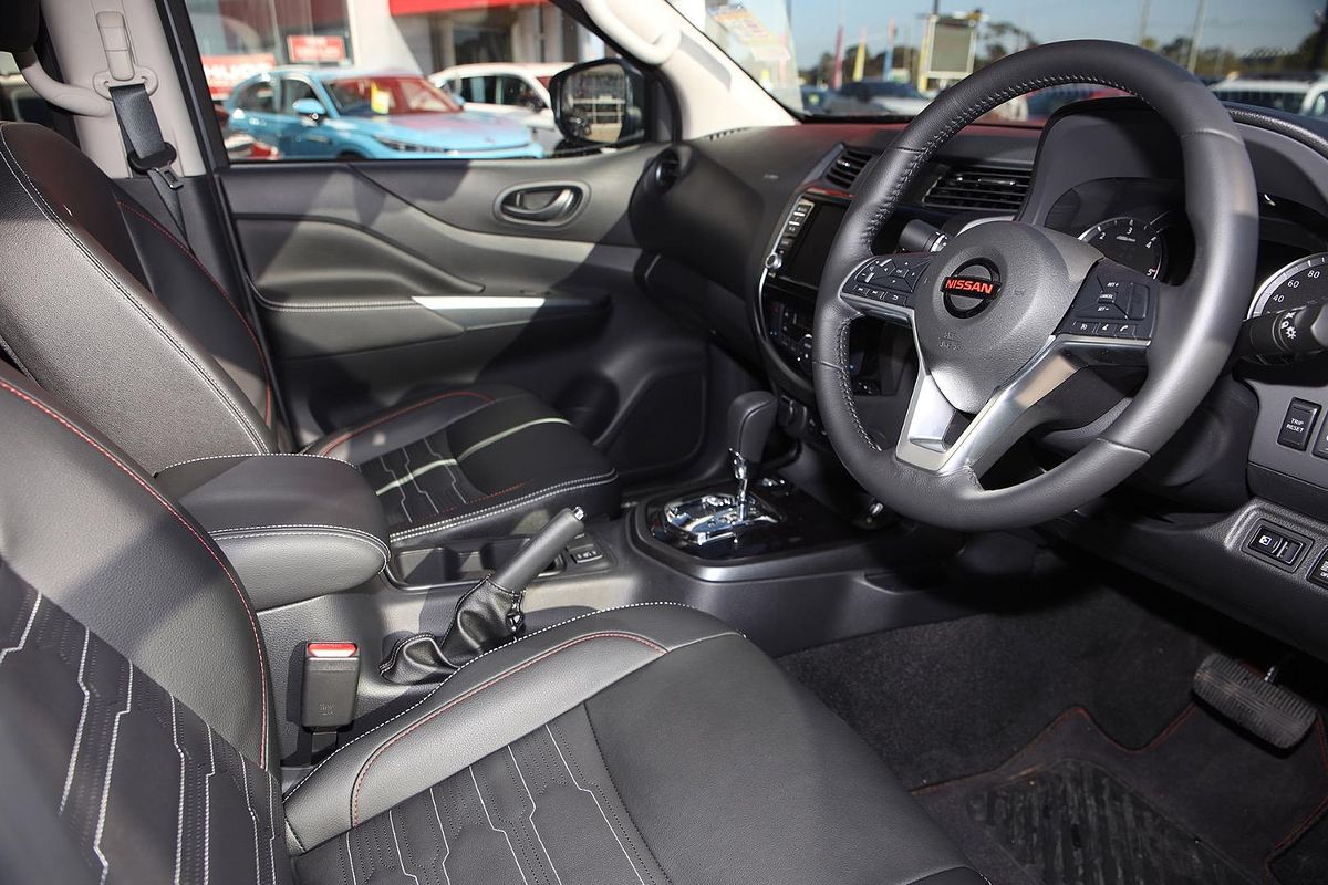 2024 Nissan Navara PRO-4X Warrior D23 4X4