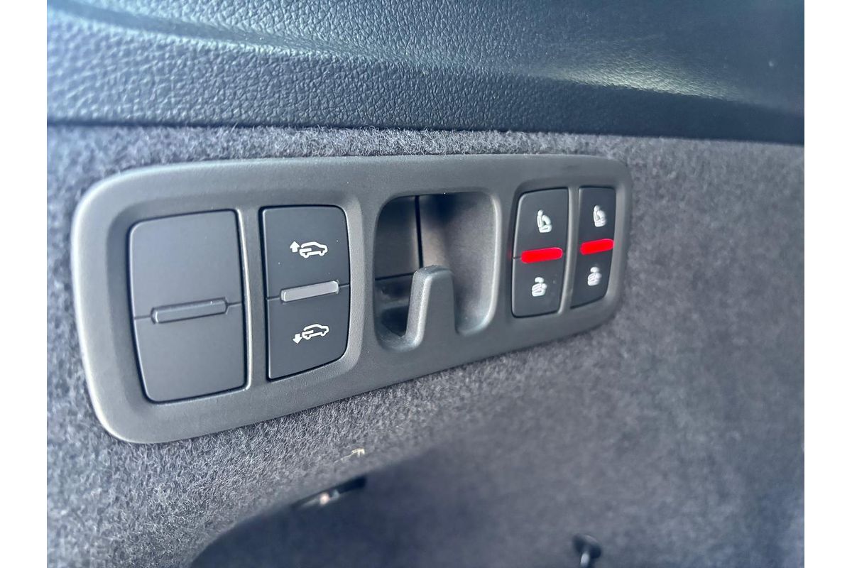 2023 Audi Q7 55 TFSI S line 4M