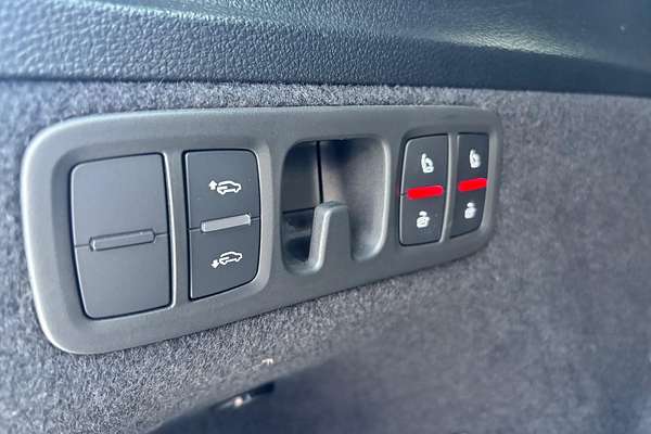2023 Audi Q7 55 TFSI S line 4M