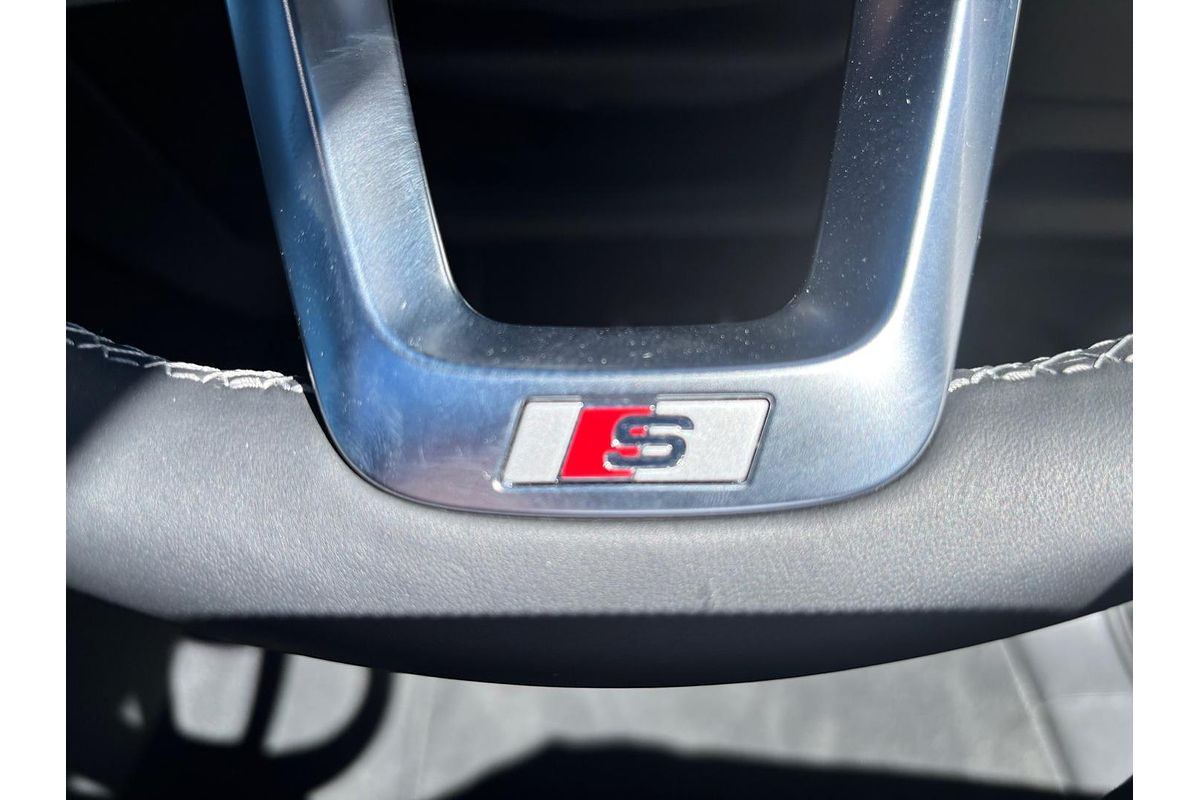 2023 Audi Q7 55 TFSI S line 4M