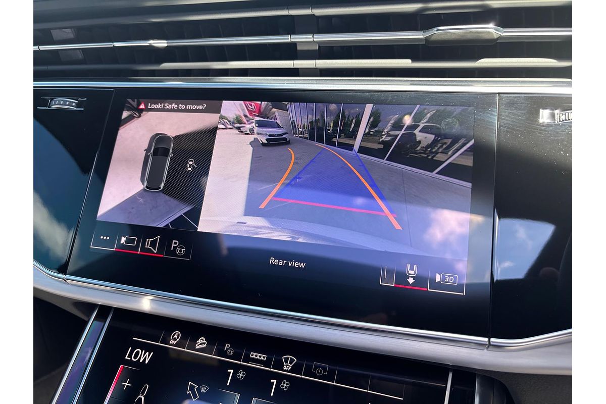 2023 Audi Q7 55 TFSI S line 4M