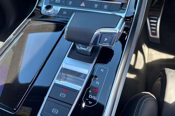 2023 Audi Q7 55 TFSI S line 4M