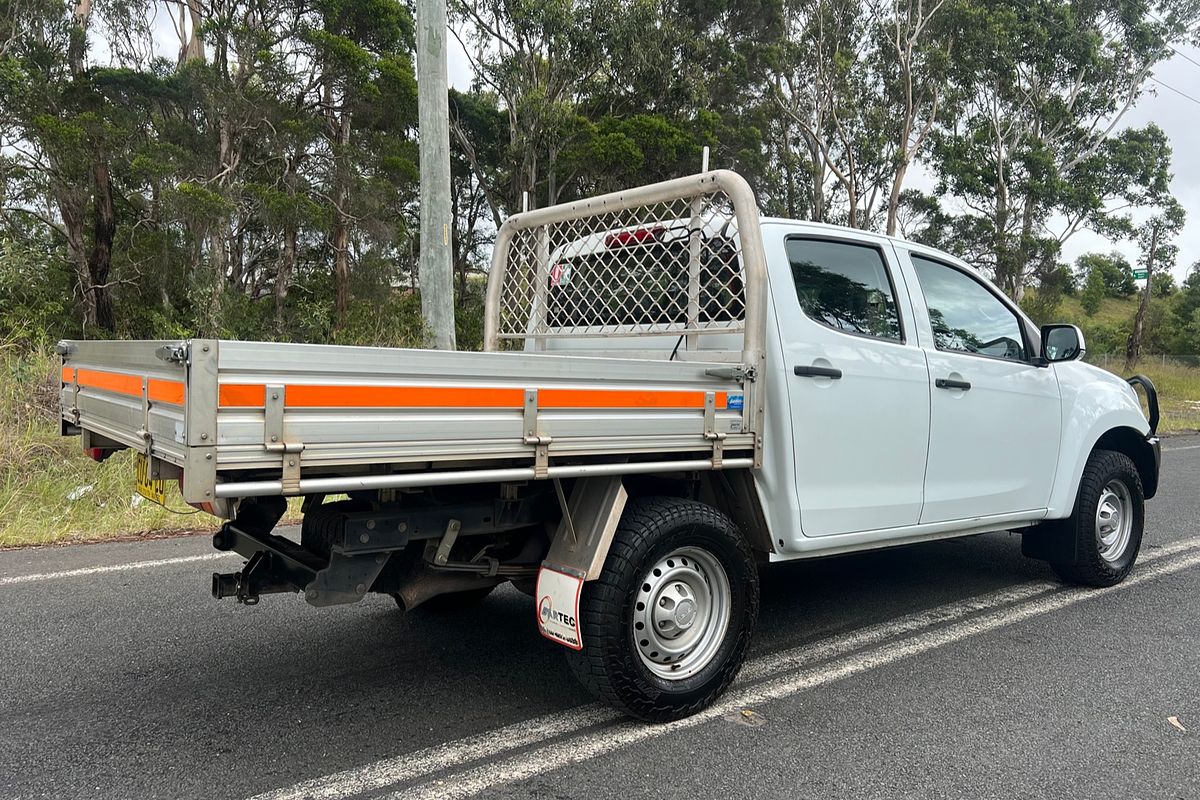 2019 Isuzu D-MAX SX High Ride Rear Wheel Drive