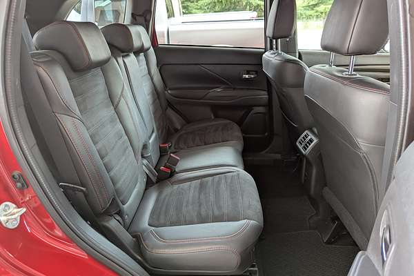 2019 Mitsubishi Outlander Black Edition ZL