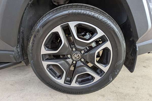 2020 Toyota RAV4 Edge AXAA54R