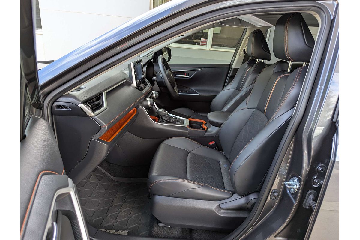 2020 Toyota RAV4 Edge AXAA54R