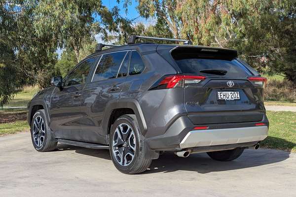 2020 Toyota RAV4 Edge AXAA54R