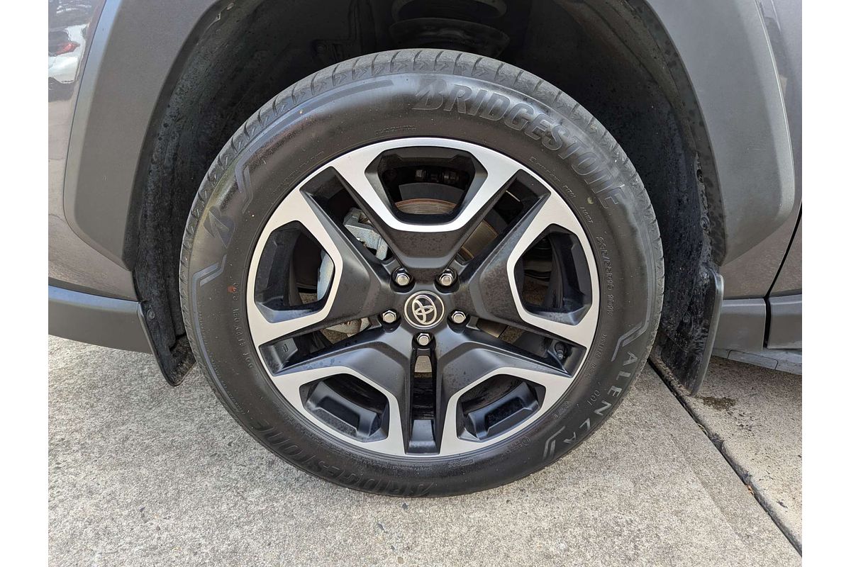 2020 Toyota RAV4 Edge AXAA54R