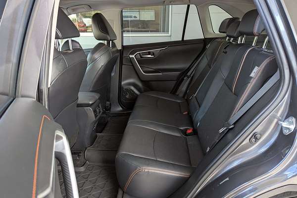 2020 Toyota RAV4 Edge AXAA54R