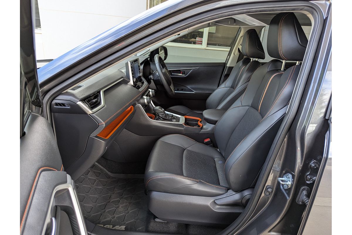 2020 Toyota RAV4 Edge AXAA54R