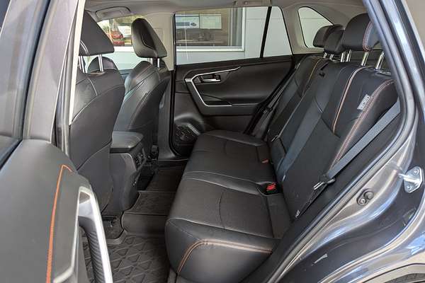 2020 Toyota RAV4 Edge AXAA54R