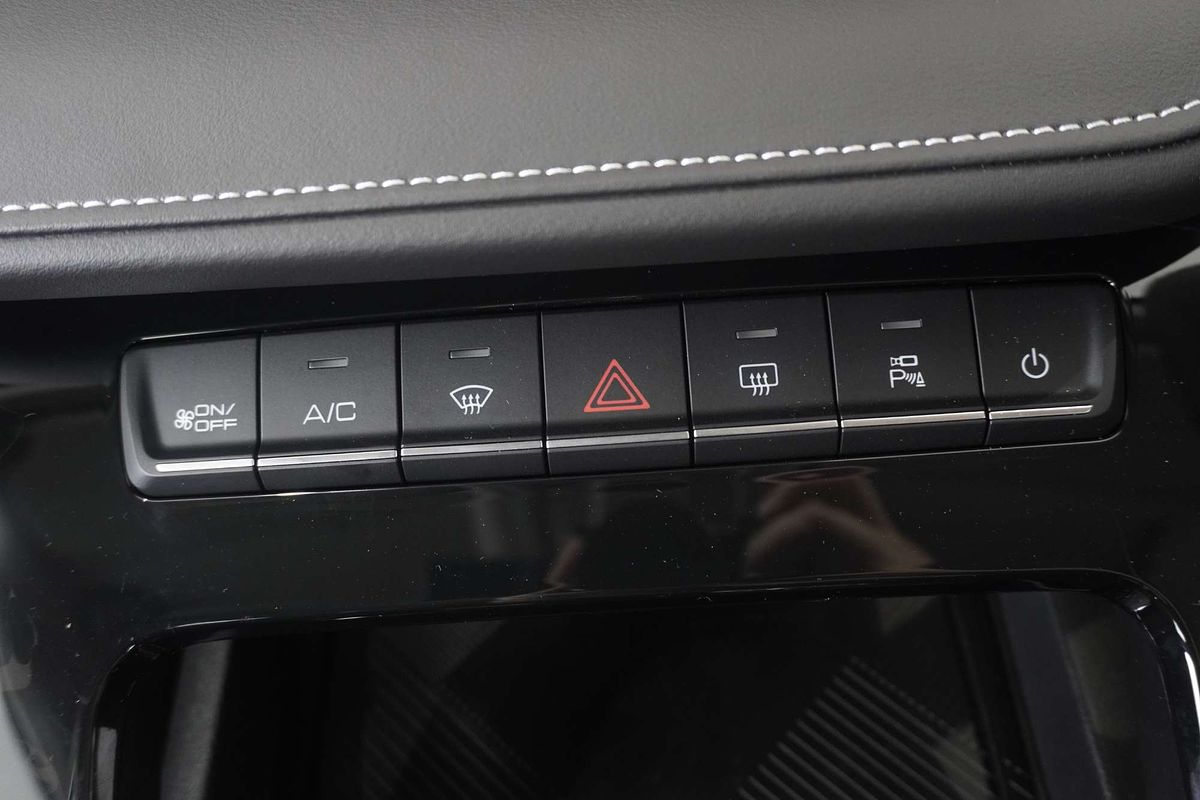 2024 GWM Haval H6 Lux B01