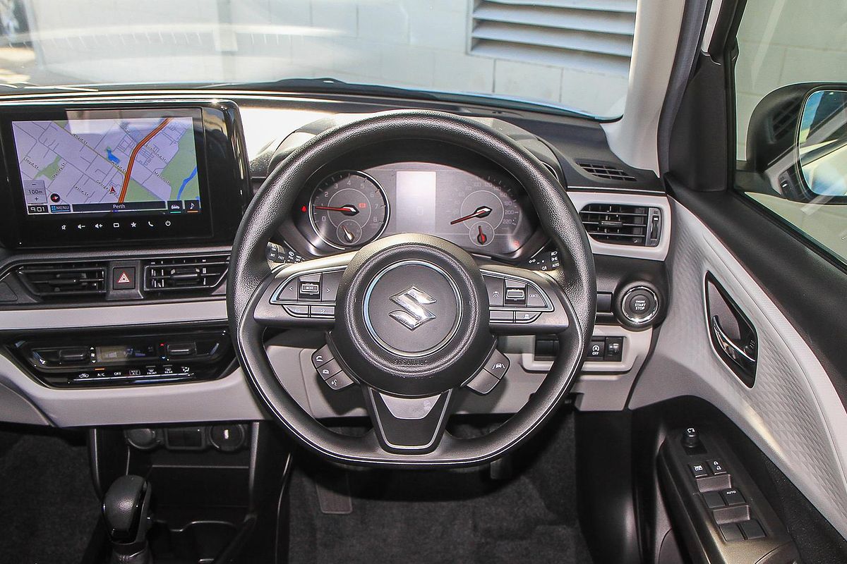 2024 Suzuki Swift Hybrid UZ